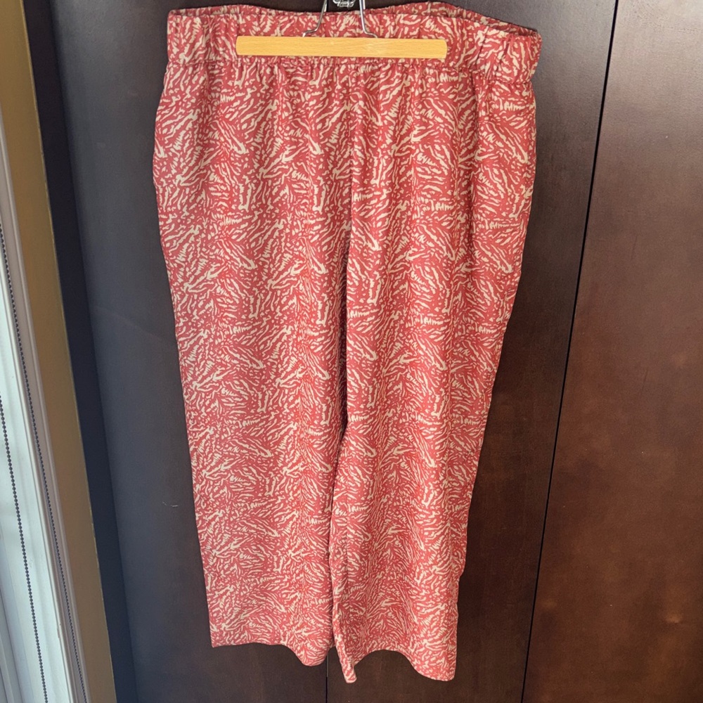 RW&CO. Cropped Pants